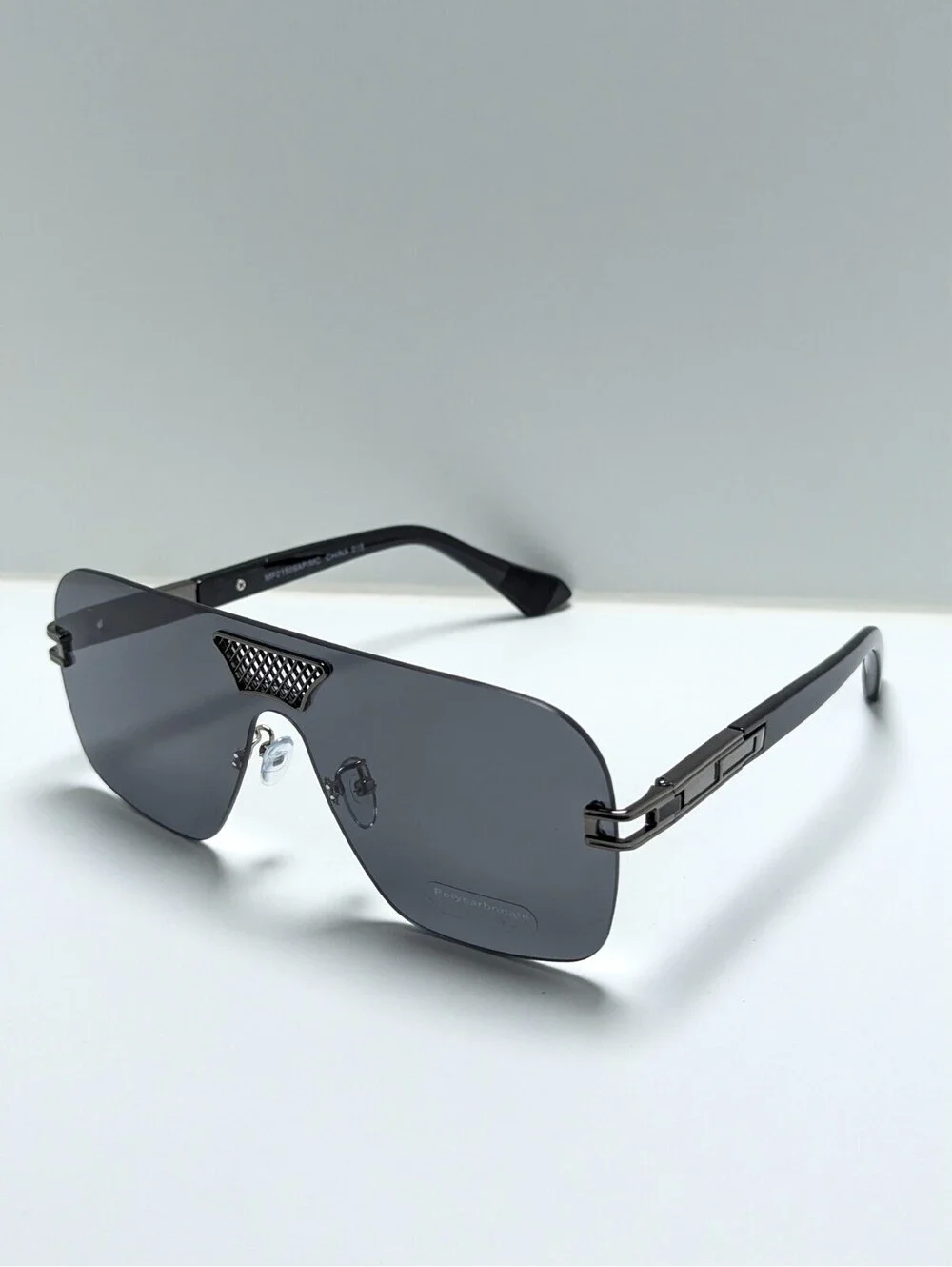 Outdoor Sport Gray UV Lens Black Rimless Shield Visor Men's Fashion Sunglasses